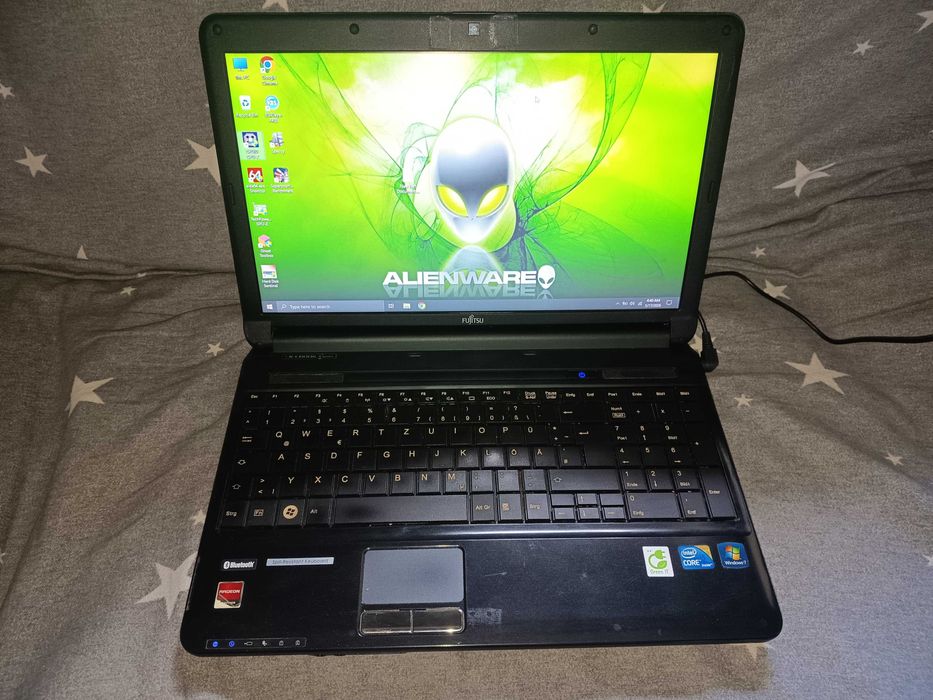 Laptop light gaming, Fujitsu Lifebook AH530, Core i5 480m, Radeon HD 5650, ram 8gb ddr3, hdd 320gb