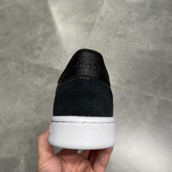 Мъжки маратонки   ADIDAS GRAND COURT SE  Оригинални   EU40 - 46 2/3