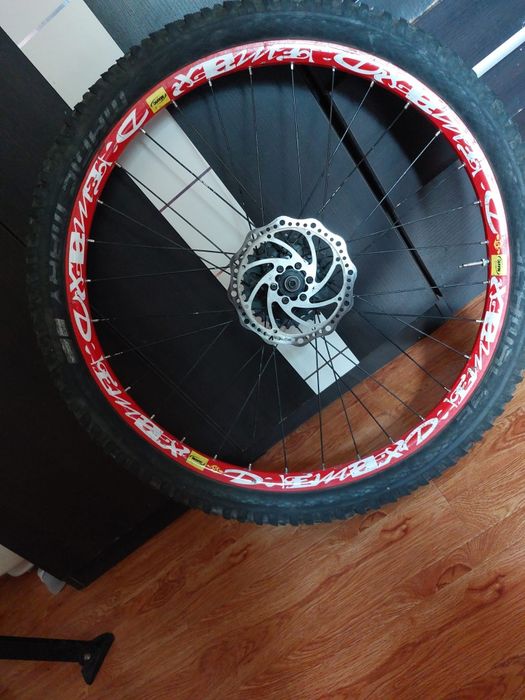 Vând roată spate 26 Mavic Deemax,butuc  Hope  pro 7