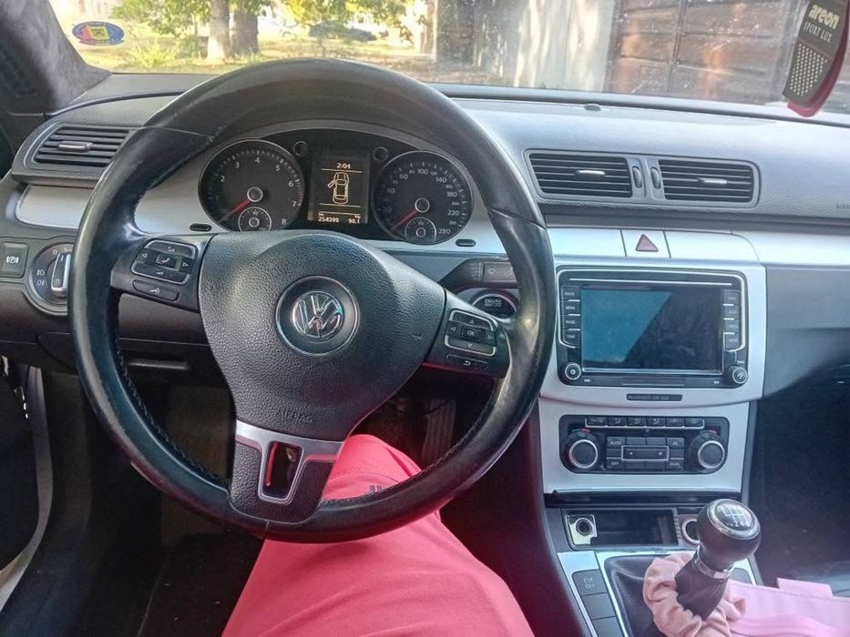 Vand sau Schimb VW Passat CC