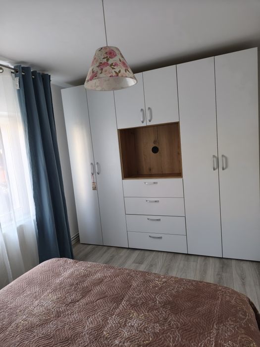 Apartament spațios 2 camere de închiriat- Str. Bucovinei