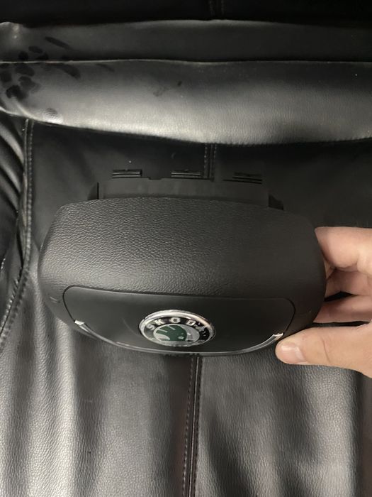 Skoda аербег, airbag Капачка