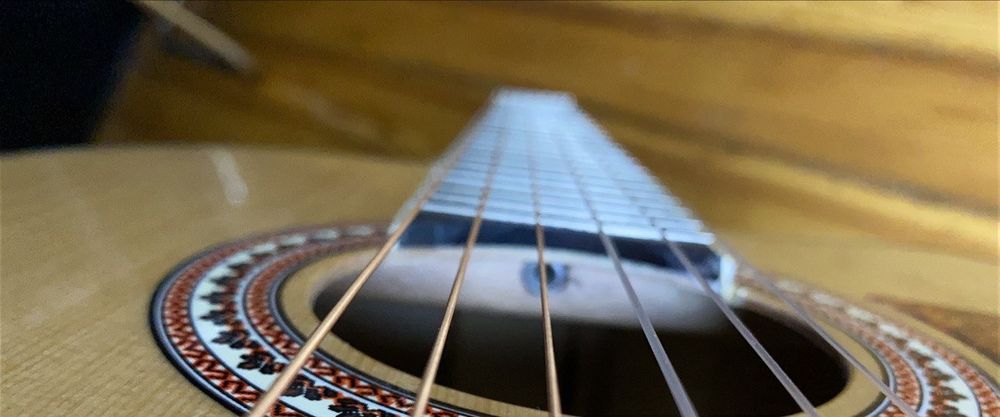 Гитара новая в упаковке с бесплатной доставкой по Ташкенту