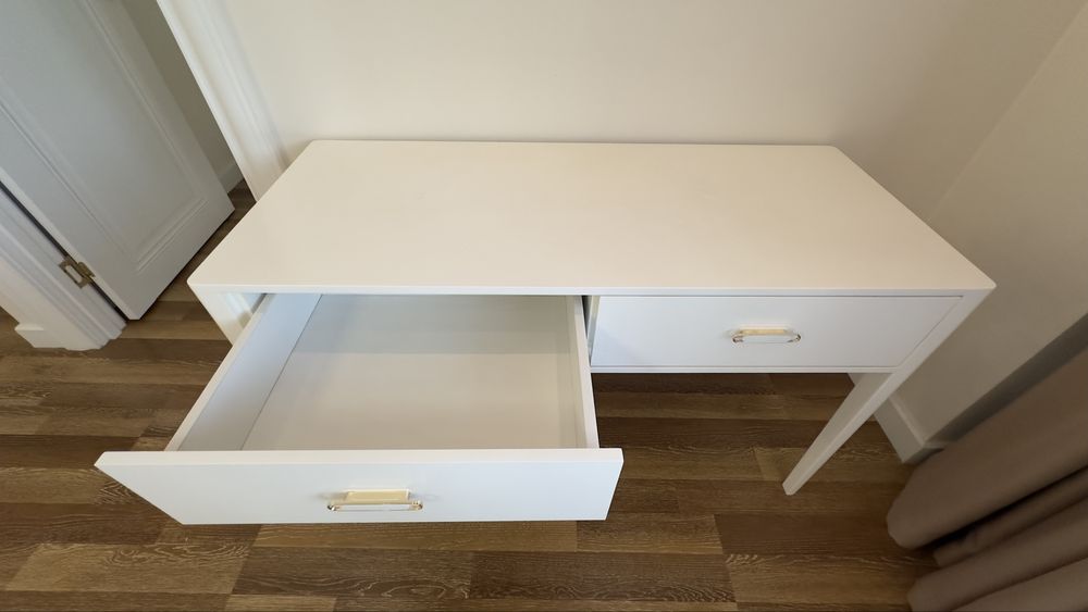 Стол письменный МДФ крашенный