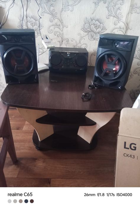 Музыкальный центр.LG XBOOM