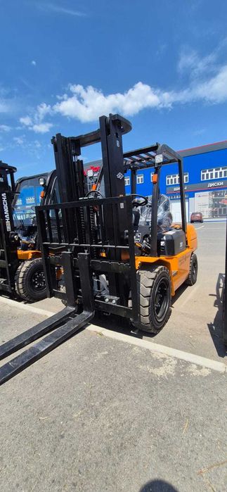 Дизельный вилочный погрузчик CPCD30-AG2