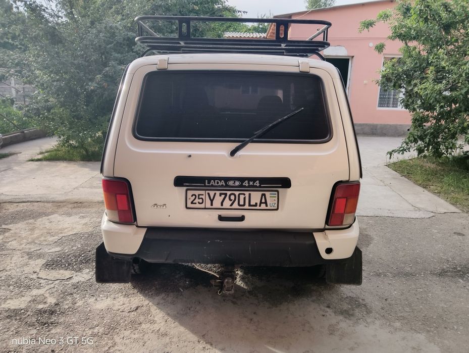 Ваз 2131 сотилади
