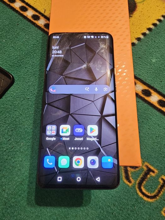 One plus 7 t pro McLaren edition