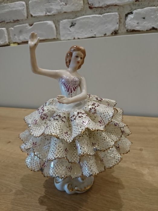 Balerina portelan Alba Iulia