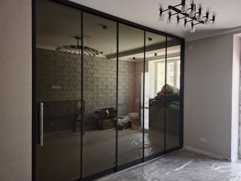 Межкомнатные стеклянные перегородки