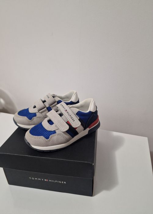 Обувки Tommy Hilfiger