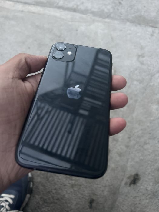 Айфон 11  iphone 11 черного цвета