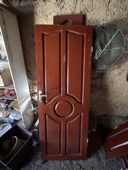 Есык рамасымен бырге