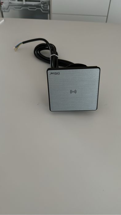 priza evoline + incarcare wireless tel
