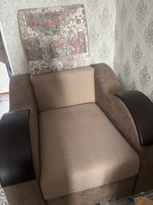 Продам кресло.