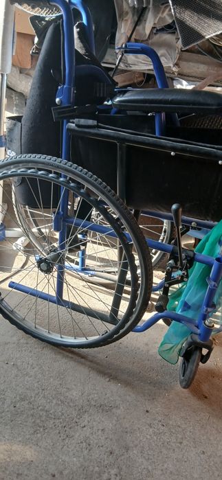 Продам инвалидное кресло