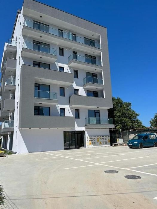 Apartament 2 camere Mamaia Nord 500m de plaja loc de parcare
