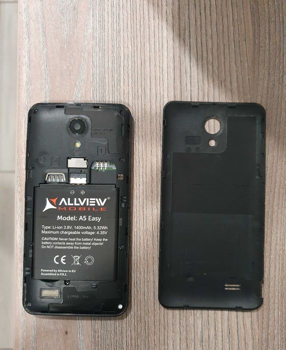 Vand telefon Allview A5 Easy pentru piese
