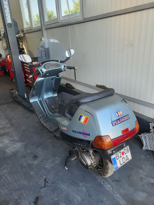 Vand Scuter Piaggio Hexagon