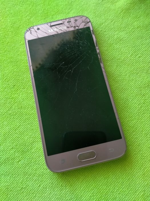 Продам Samsung j330