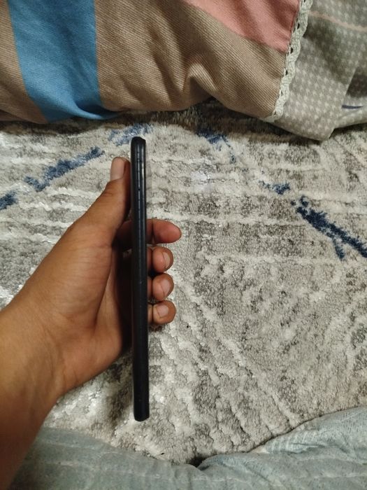Redmi 9T xolati órtacha ishlab turgan telefon aybi atpechatka yo