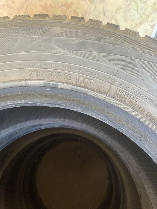 Продам комплект зимней резины