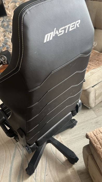 Кресло DxRacer Master игровое компьютерное