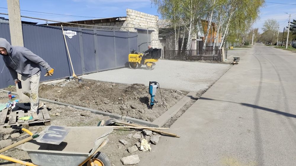 Укладка асфальта брусчатки