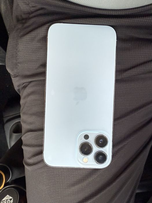 Продам Iphone 13 pro max 256gb