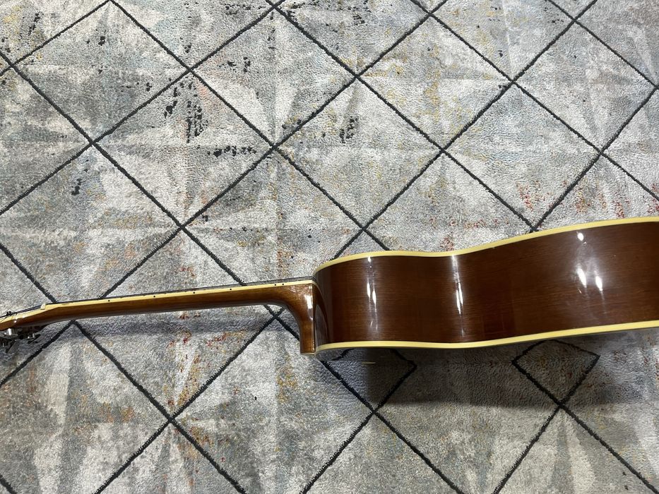 Гитара 6 струнная