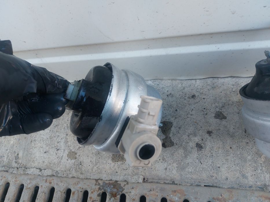 Set tampoane motor noi AUDI A4 B7 2.0 TDI BPW BRE BLB BRD