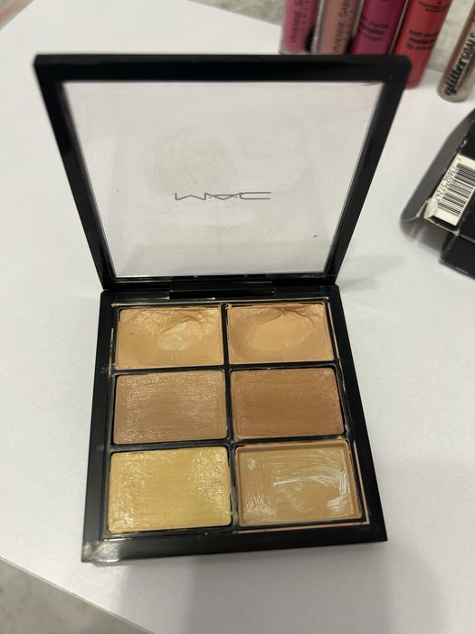 Козметика Mac nyx revolution thr balm vivian sabo