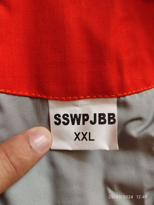 Продам куртку плащ (рабочая)