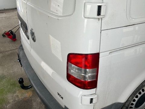 Carlig de remorcare VW Passat Tiguan Tuareg Golf T-cross Cady Caravele