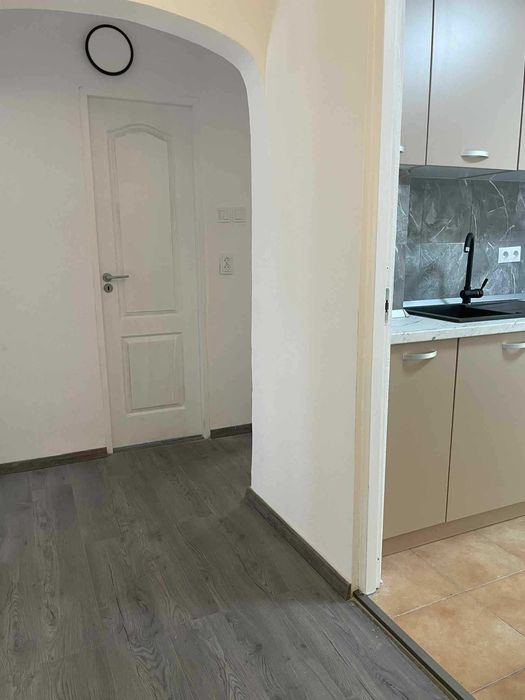 Inchiriez apartament decomandat in Sibiu Terezian