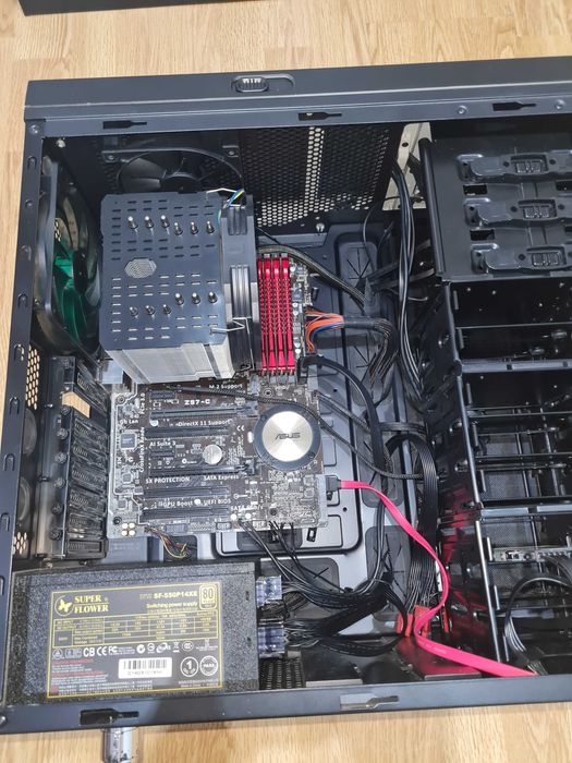 Vand unitate i7-4790k - 32GB ram - GTX 970