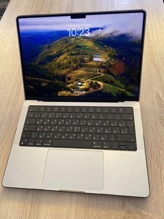 Macbook Pro диагональ 14 512 gb