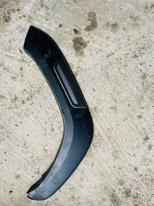 Вежда за Toyota Hilux VIII