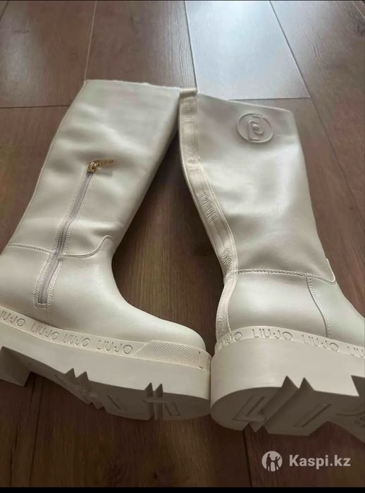 Продам сапоги осень-весна
