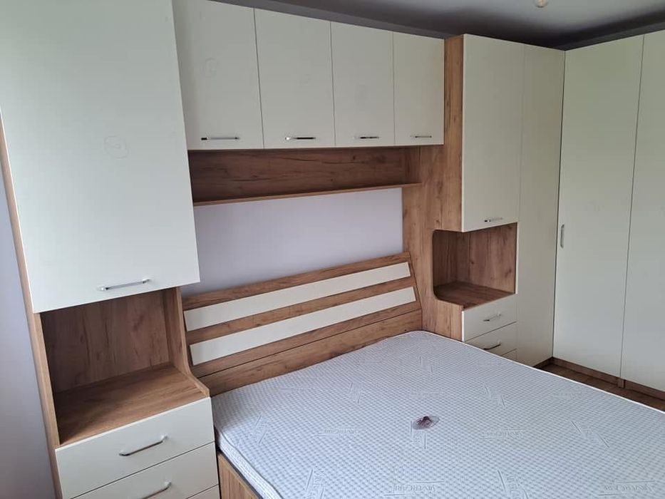 Mobilier la comanda
