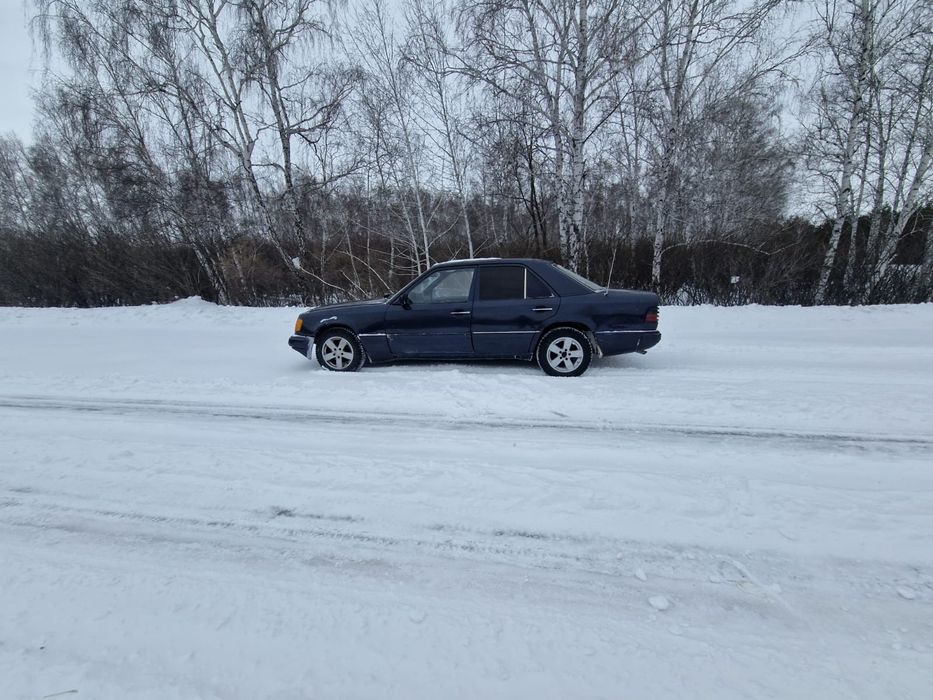 Продам Мерседес е220