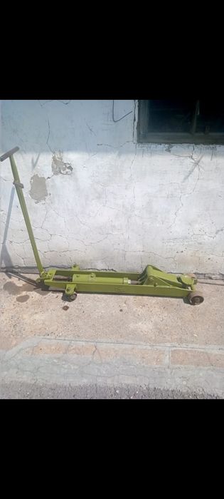 Большой Домкрат .