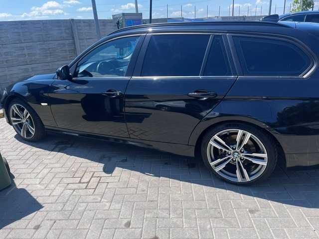 BMW 3 Series 2011 — imagine 4