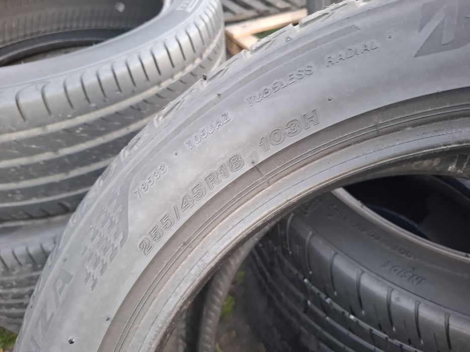 Vand 2 anvelope 255 45 18 brigestone de vara bune dot 2020