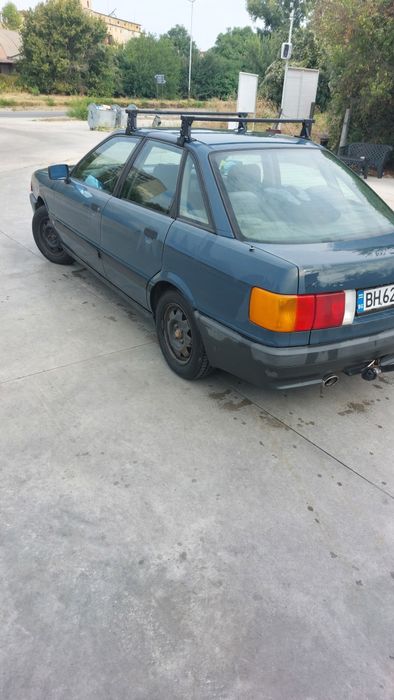 Ауди Audi 80 1.6 Бензин \ Газ