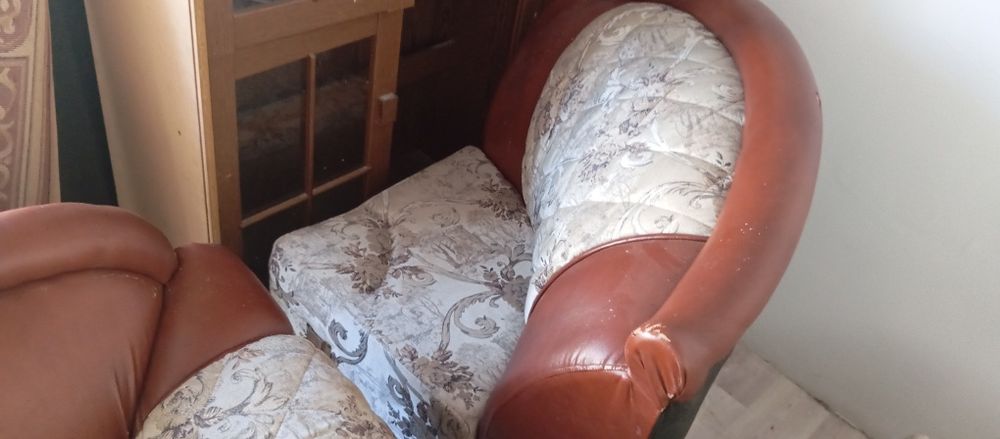 Диван в хорошем состоянии