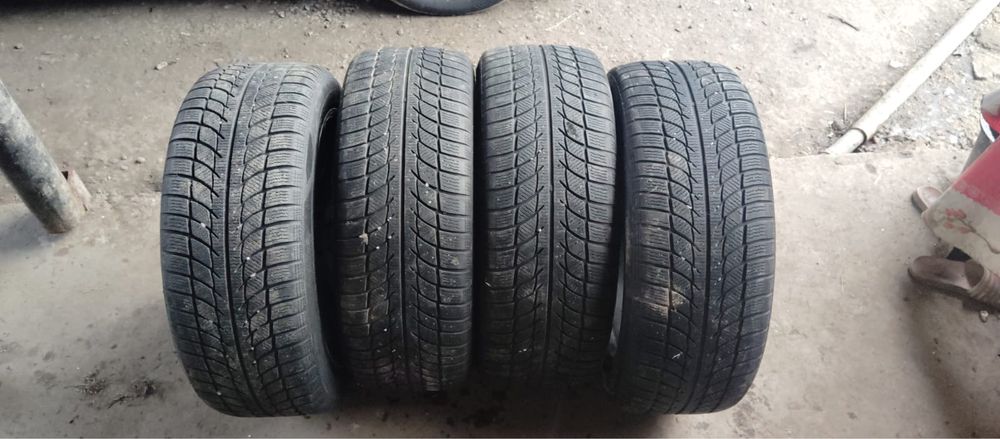 Vand cauciucuri iarna 245/45 r19