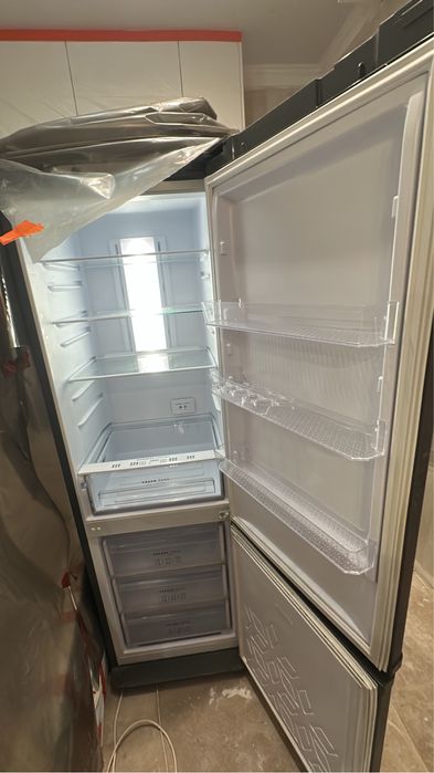 Продам Холодильник и стиралка
