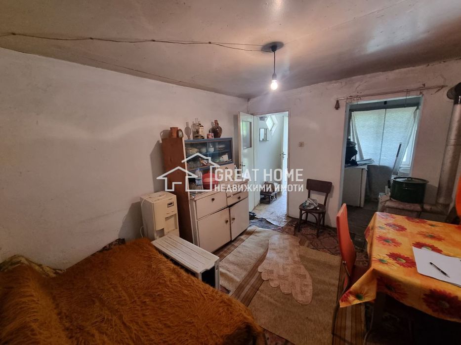 Продава се Къща в Търговище, Вилна зона - 50 кв.м за 408 €/кв.м - Снимка #3