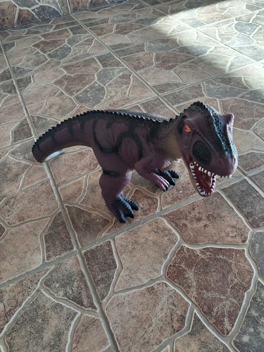 Dinozauri cu sunet